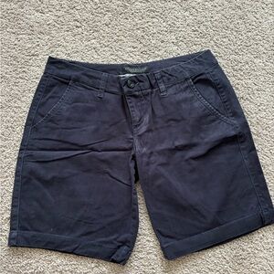 Aeropostale Navy Bermuda Shorts Size 6